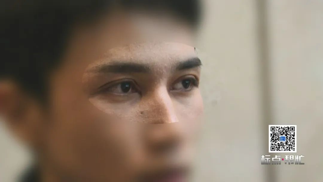 DƬ